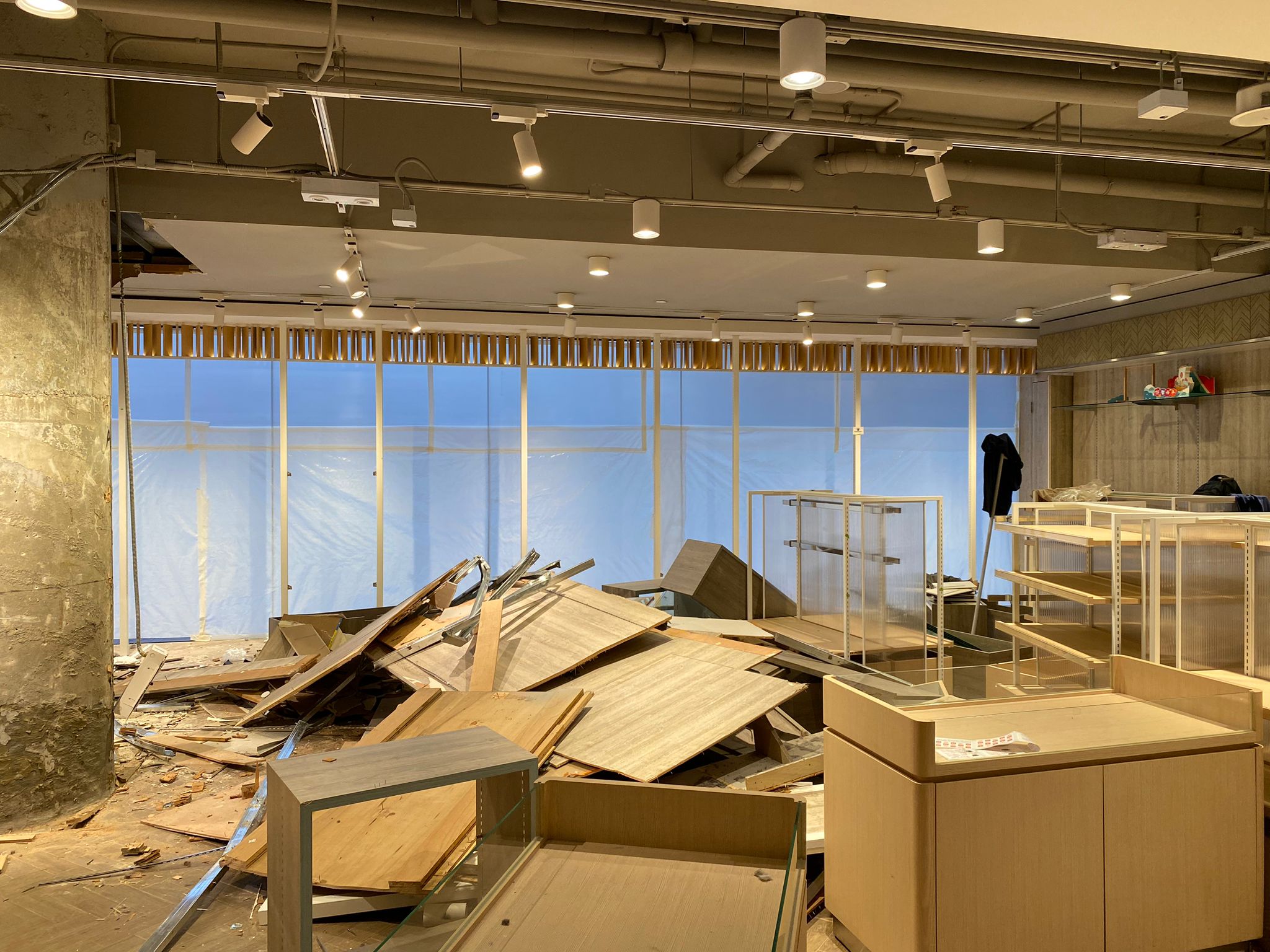 96f02561-1924-4e53-9f0f-d345c24005d2